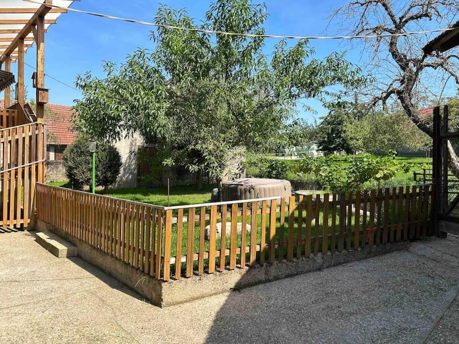 Maison Au Sein D'Une Ferme Villa Rahling ภายนอก รูปภาพ